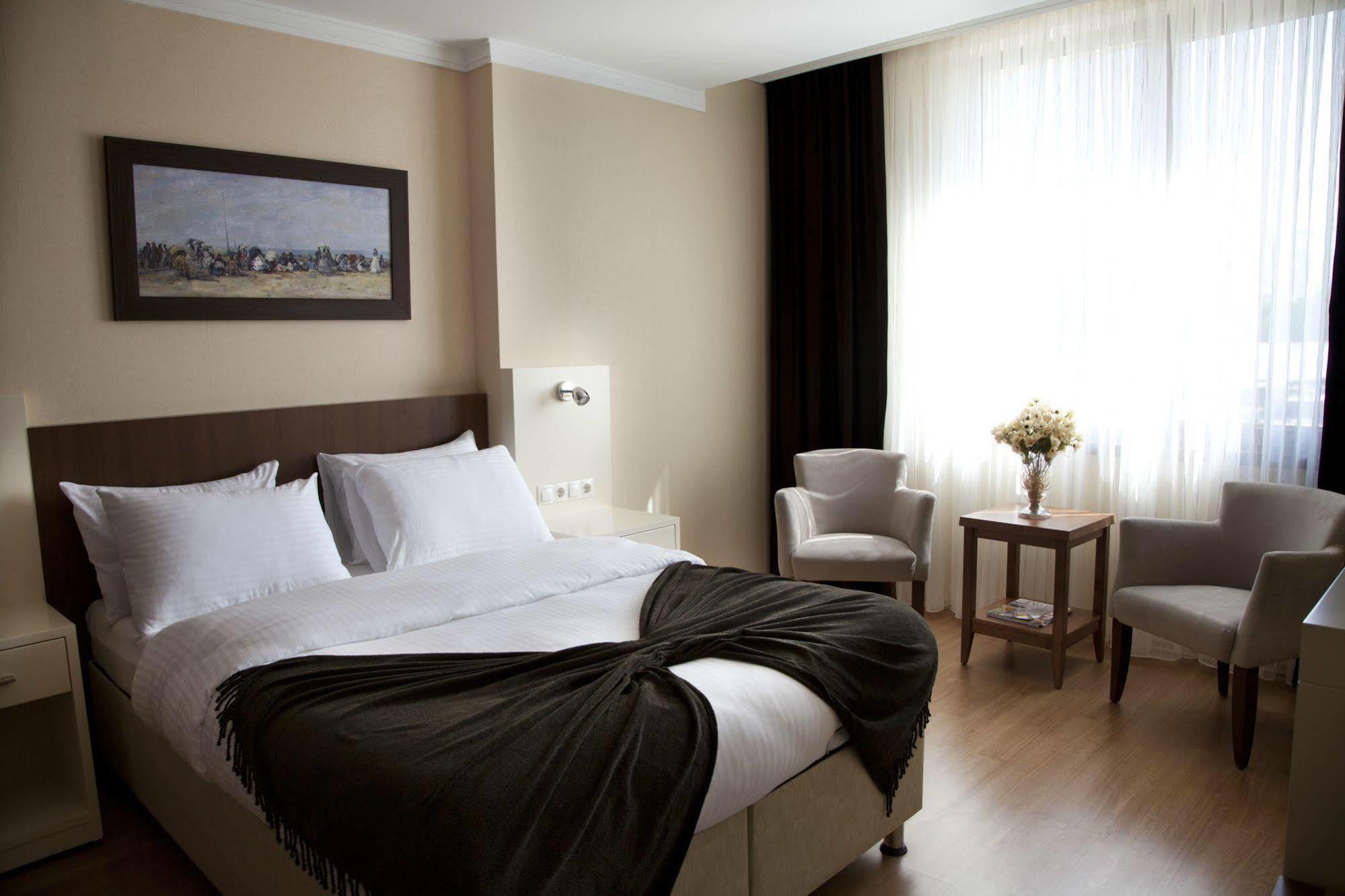 Gosterisli Otel Duzce Luaran gambar